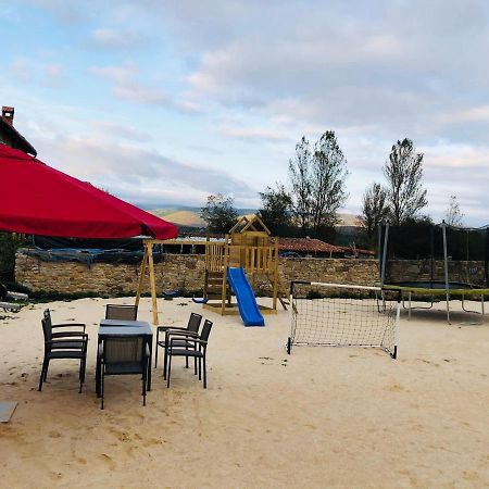 El Valle Perdido Casas Rurales Ревелильяс Экстерьер фото